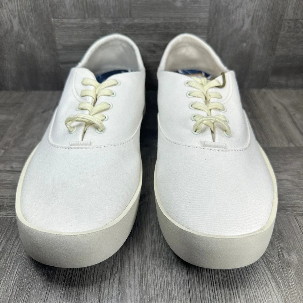 OluKai Tradewind Sneakers Mens 10.5 Off White Canvas Slip On Casual NEW